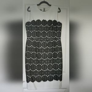 Anne Klein Black and White Sleeveless Dress - Size 14